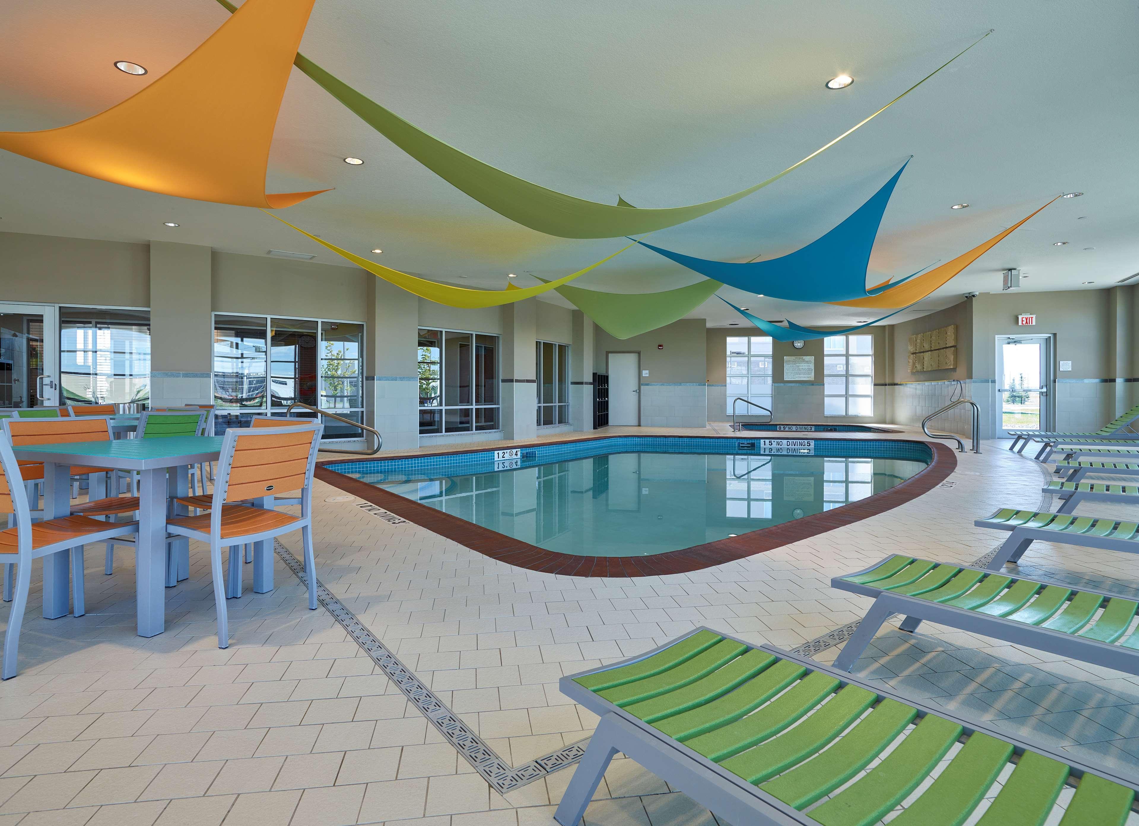 Hampton Inn By Hilton Calgary Airport North Dış mekan fotoğraf